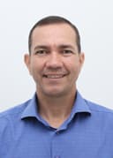 GENE DINIZ