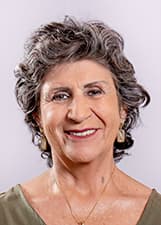IRINY LOPES